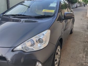 toyota-aqua-2014-cars-for-sale-in-jaffna