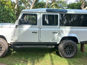 land-rover-defender-1979-jeeps-for-sale-in-jaffna