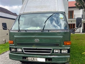 daihatsu-lorry-2000-trucks-for-sale-in-gampaha