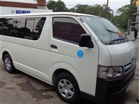 TOYOTA KDH 200 D/AC VAN FOR RENT