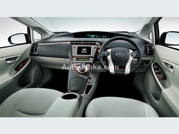 Toyota Prius S TOURING For Rent