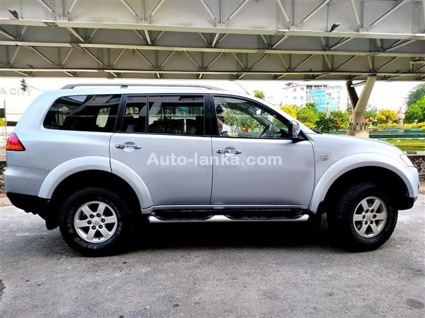 Mitsubishi Montero Sports for rent