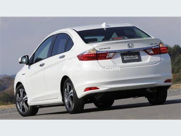 HONDA GRACE HYBRID FOR RENT