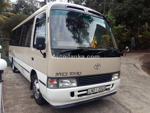 LUXURY BUSES FOR YOUR FAMILY ,COMPANY TOURS