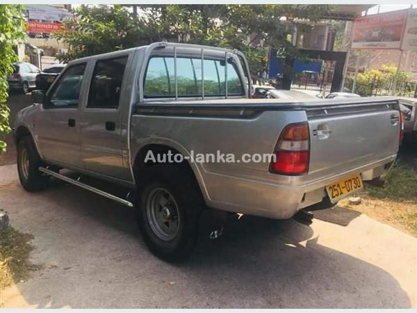 ISUZU DOUBLE CAB AVAILABLE FOR RENT