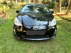 Toyota aqua 2014