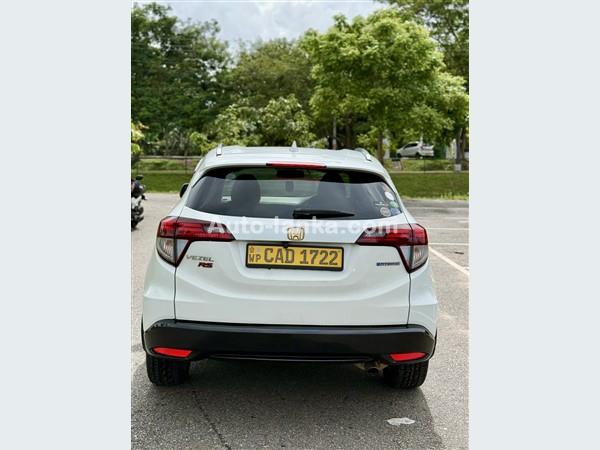 HONDA VEZAL FOR RENT