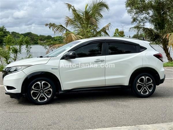 HONDA VEZAL FOR RENT