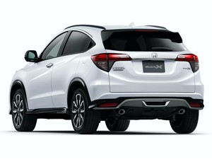 Honda Vezel  For rent