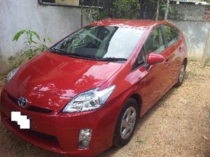 RENT A CAR TOYOTA PRIUS