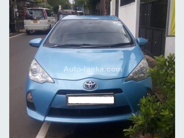 aqua car for rent  daily weekly monthly