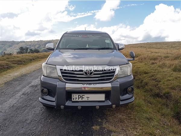 Toyota Hilux 2014 For Rent