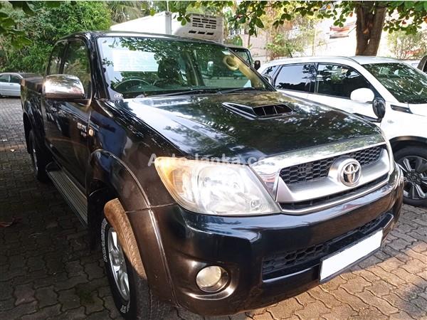 Toyota Hilux Smart Cab For Rent