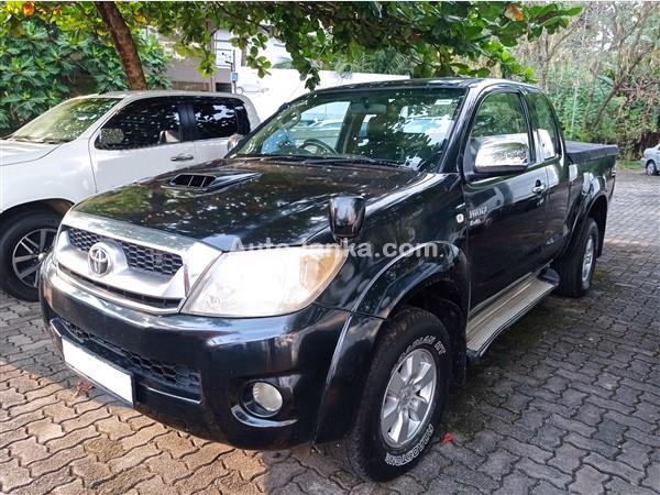 Toyota Hilux Smart Cab For Rent