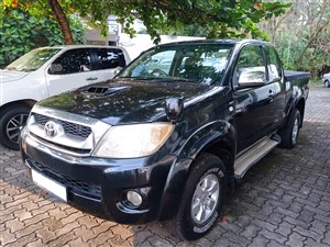 Toyota Hilux Smart Cab For Rent