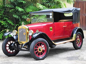 VINTAGE CAR FOR WEDDING