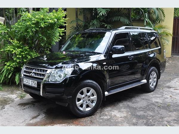 MITSUBISHI MONTERO SPORT-2017