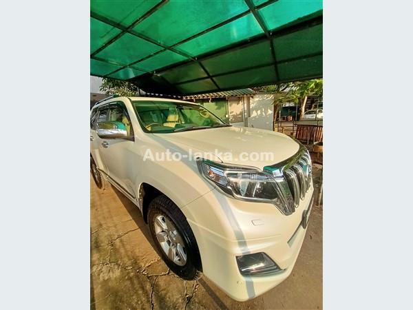 Land cruiser 150 for rent