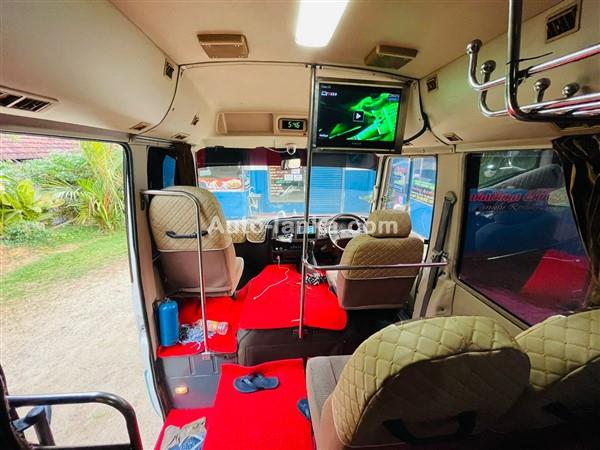 Mitsubishi Bola Rosa Bus for Hire