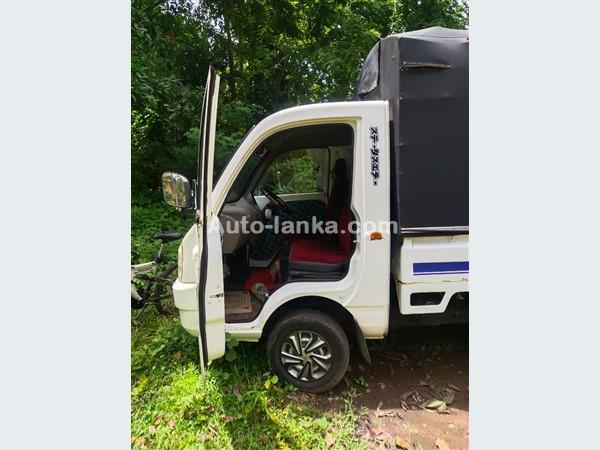 Mahindra Maxximo Truck