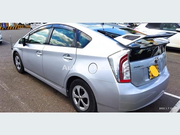 Toyota Prius Car for rent