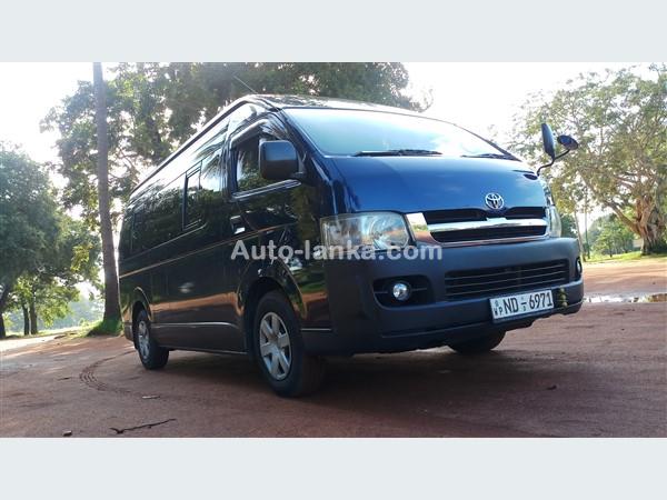 Luxury Van for Rent - Hire  in ,Colombo,Kottawa,Maharagama,Dehiwala,Borella, Gampaha,Ganemulla- Rent a Van