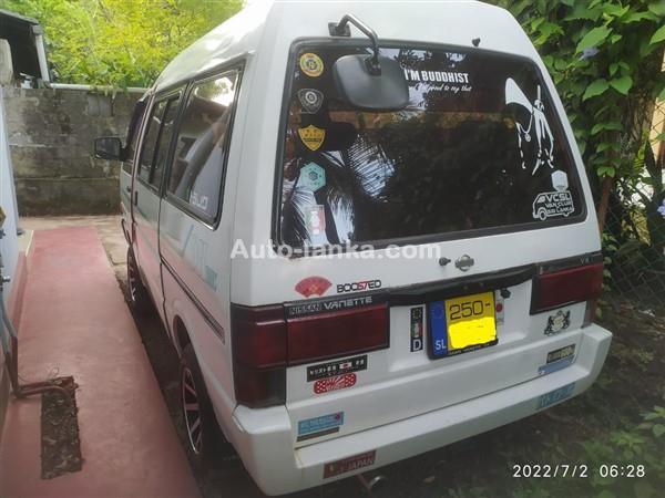 Nissan Vanette C22 Van For Rent