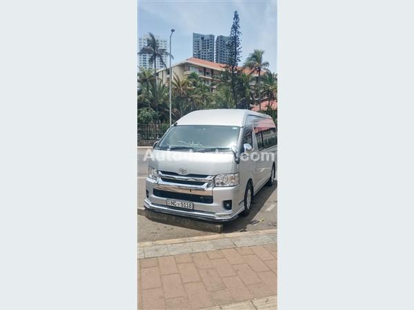 Van for Hire - KDH 09 / 14 Seater