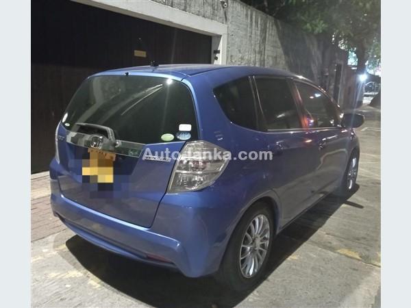 HONDA FIT GP 1 AVAILABLE FOR RENT
