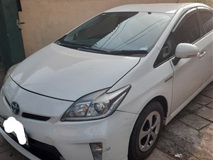Prius car for rent