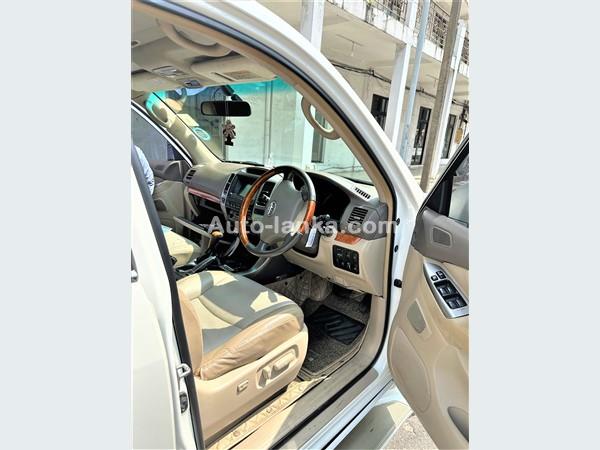 TOYOTA PRADO FACELIFT FOR RENT