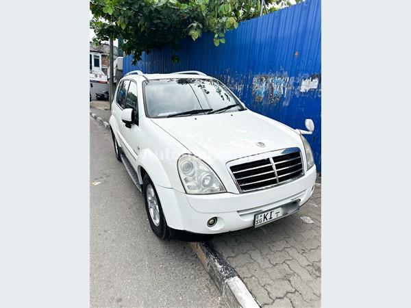 MICRO REXTON JEEP FOR RENT