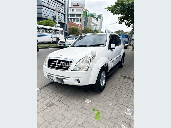 MICRO REXTON JEEP FOR RENT