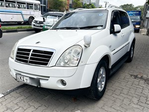 MICRO REXTON JEEP FOR RENT