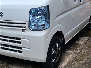 susuki evry van rent