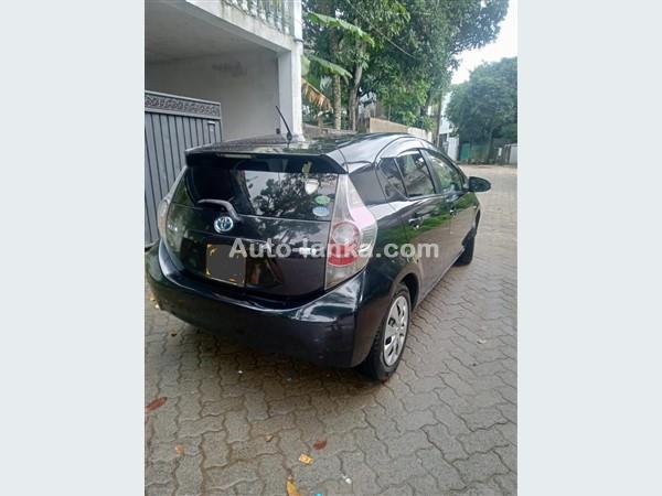 Toyota  Aqua 2018 Reg full option car for rent