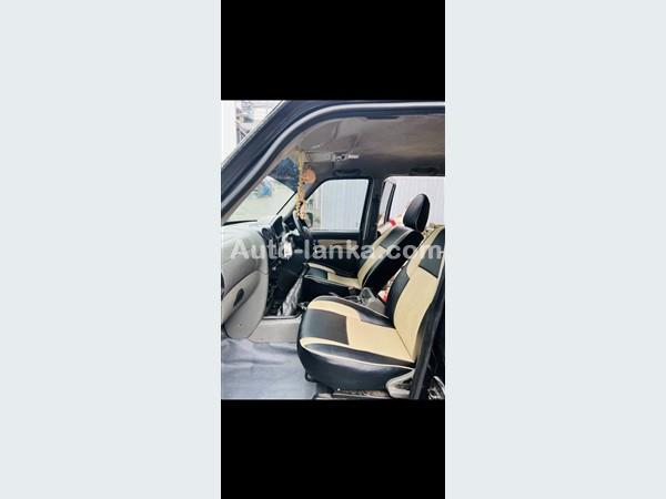Mahindra scorpio dabele cab for rent