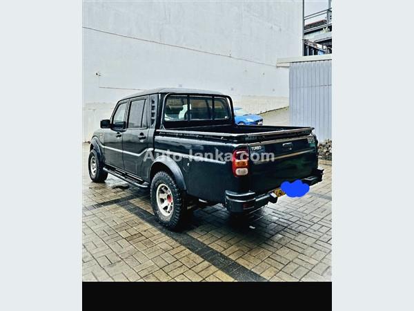 Mahindra scorpio dabele cab for rent