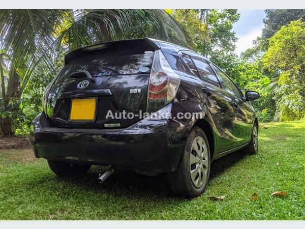 Toyota Aqua 2014 Reg full option car for rent