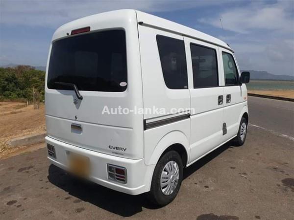 Suzuki Every Buddy Van For Rent