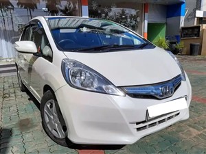 Honda fit for rent