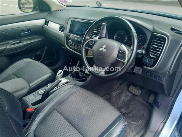 Mitsubishi Outlander PHEV 2013 for long term rent