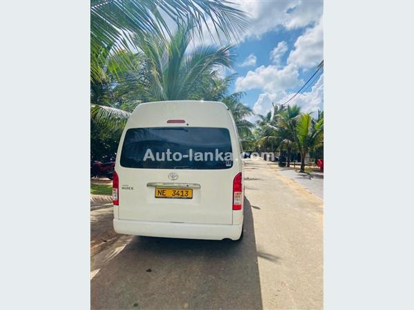 Van for Hire - KDH 09/14 Seater