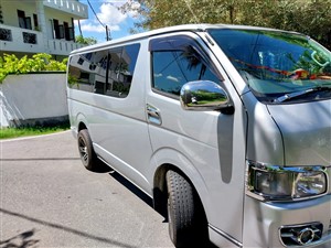 Rent a Car Toyota KDH Van