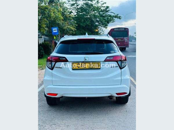 HONDA VEZEL FOR RENT