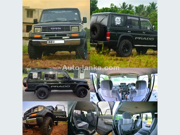 Land Cruiser Box Prado FOR RENT