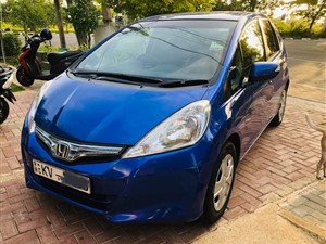 Honda Fit GP1 Hybrid For Rent