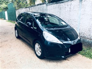 Honda Fit Shuttle for rent