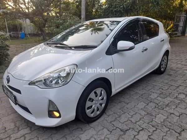 Toyota Aqua For Rent
