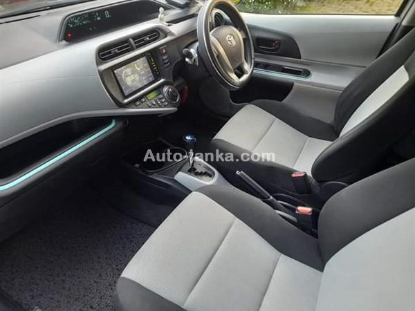 Toyota Aqua For Rent